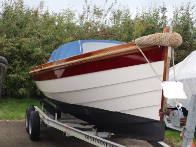Wood Sloop Naarder 725 Spiegelsloep Photo 1