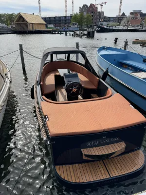 Polyester Sloop Waterdream Elegance 600 Photo 1