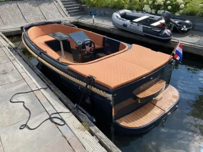Polyester Sloop Waterdream Elegance 600 Photo 2