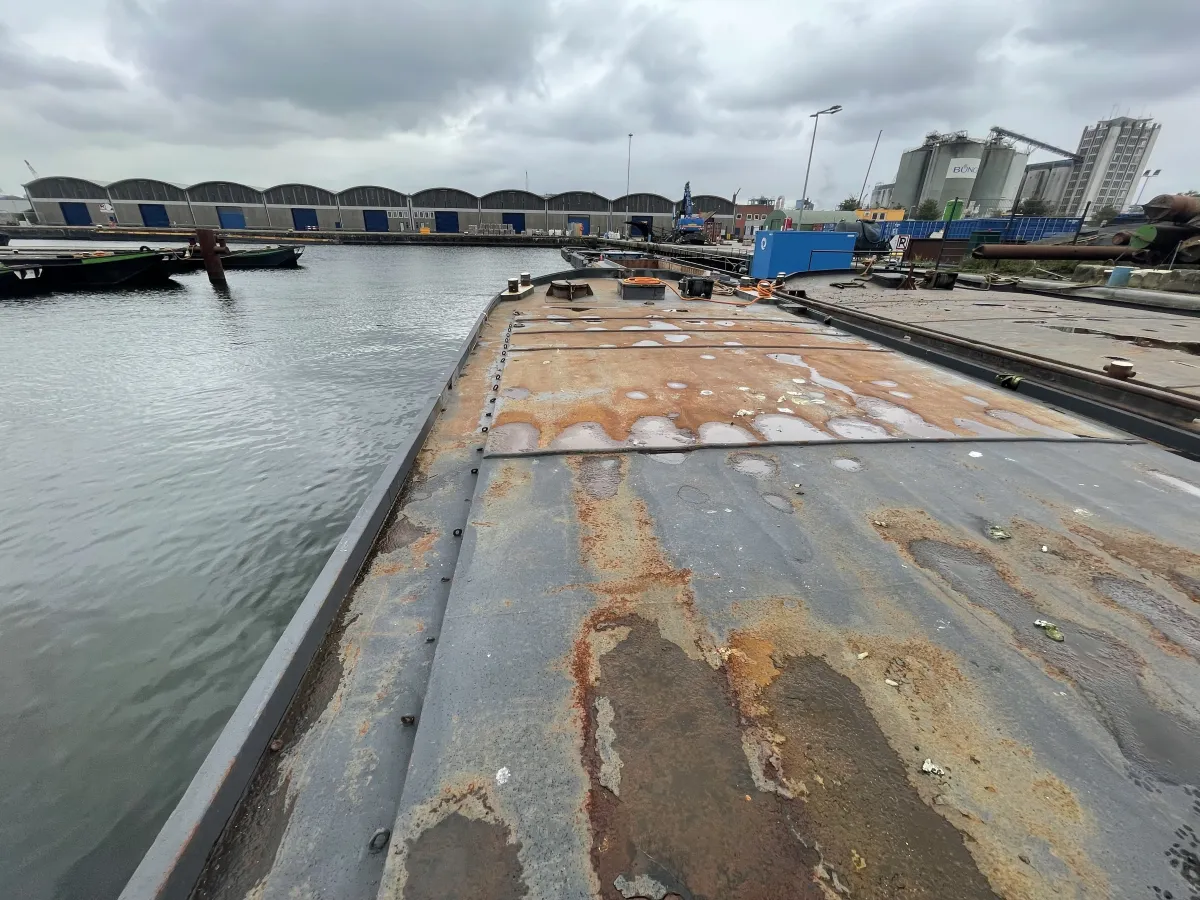 Staal Werkboot Dekschuit KR22