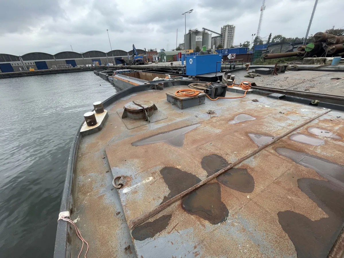 Staal Werkboot Dekschuit KR22