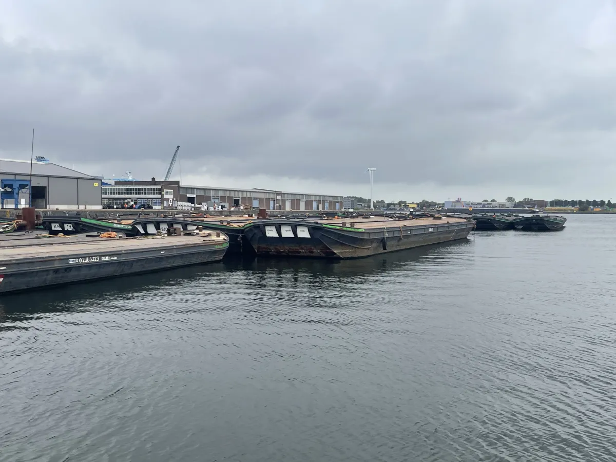 Staal Werkboot Dekschuit 600