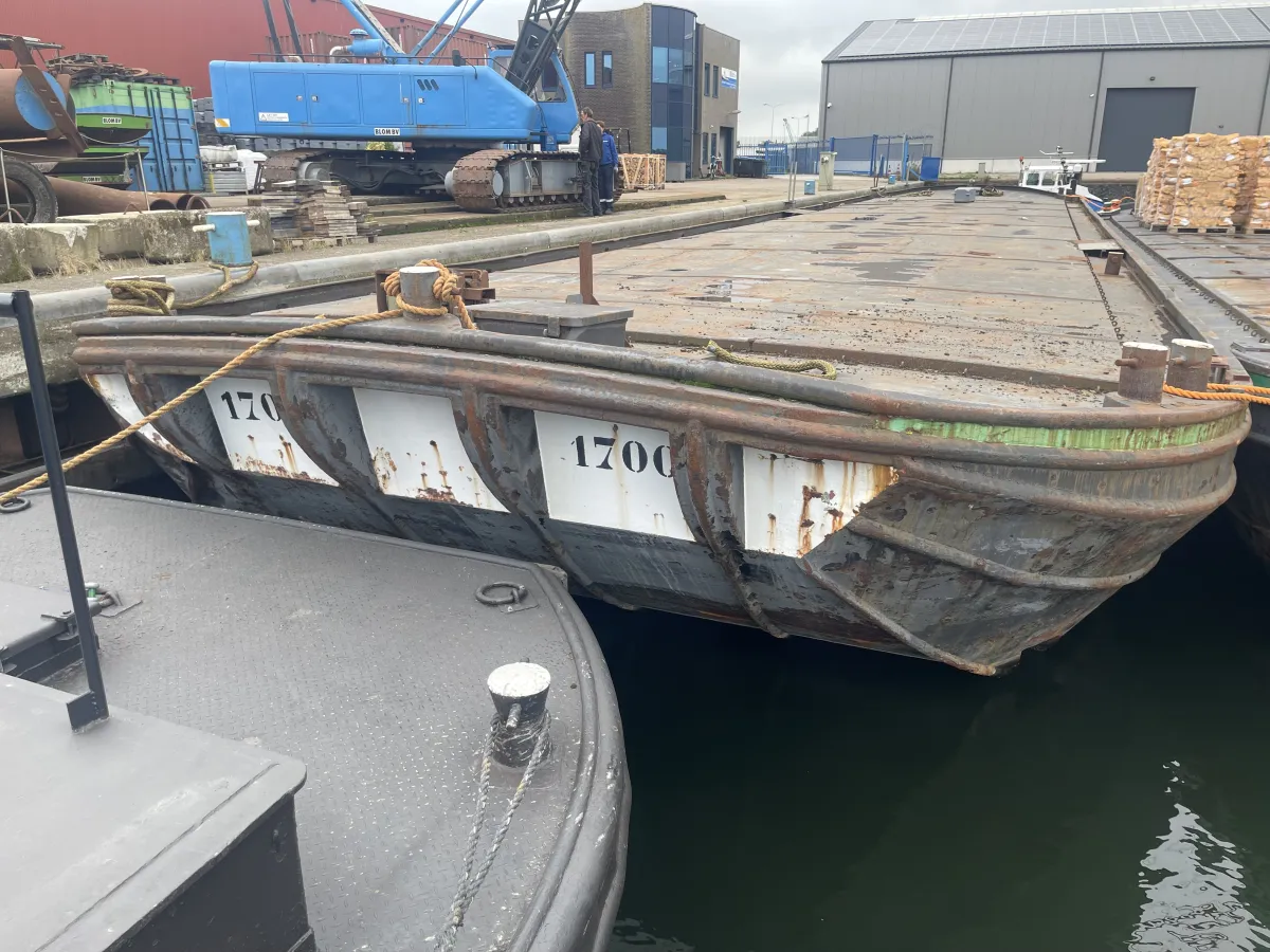 Staal Werkboot Dekschuit 1700