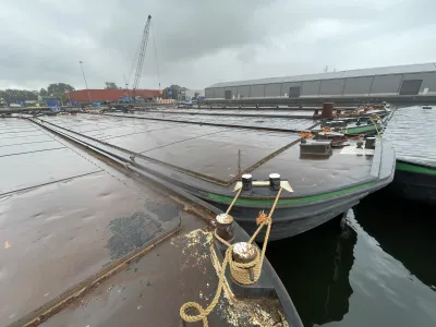 Staal Werkboot Dekschuit 2600 Foto 13