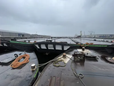 Staal Werkboot Dekschuit 2600 Foto 49