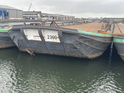 Staal Werkboot Dekschuit 2300 Foto 5