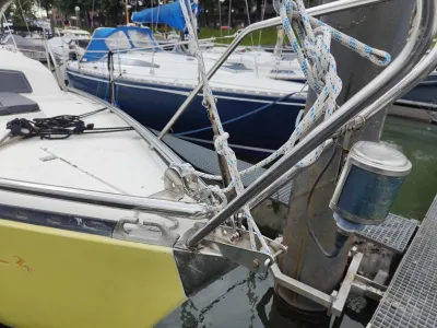 Polyester Zeilboot Sturgeon 28 Foto 2