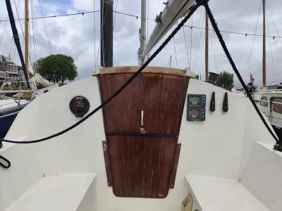 Polyester Zeilboot Sturgeon 28 Foto 4