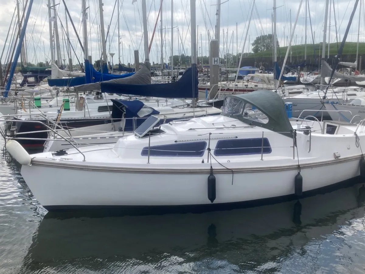 Polyester Zeilboot Compromis 850 AK Ohana