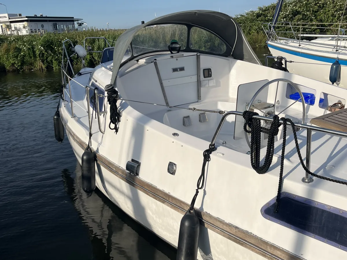 Polyester Zeilboot Compromis 850 AK Ohana