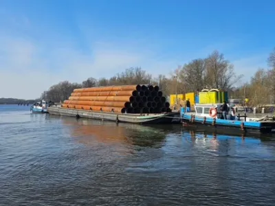 Staal Werkboot Dekschuit 2300 Foto 0
