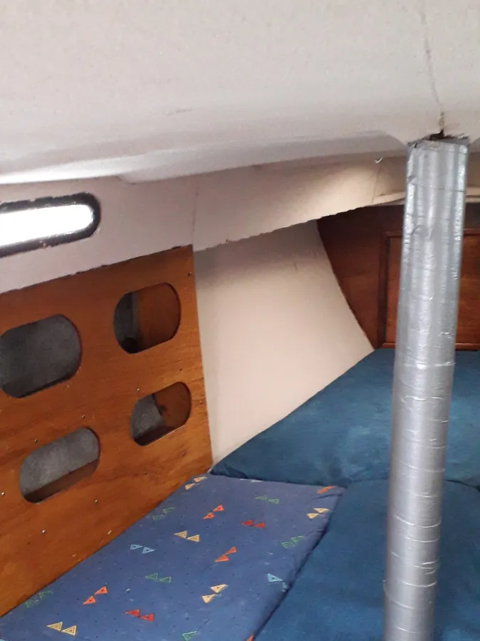 Polyester Sailboat Saluki Kajuitzeiljacht