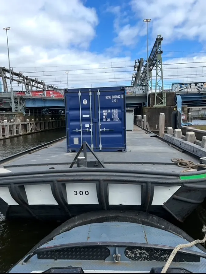 Staal Werkboot Dekschuit 300