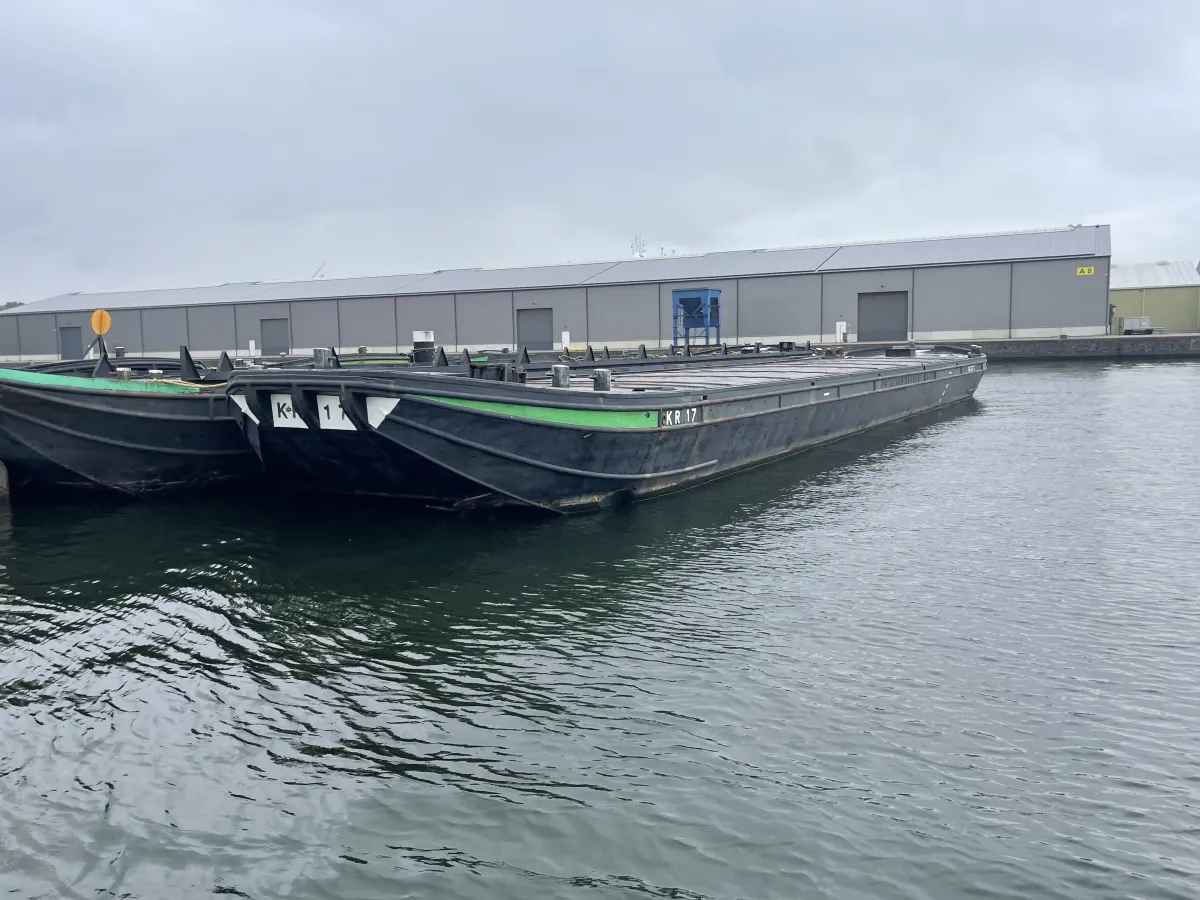 Staal Werkboot Dekschuit KR17