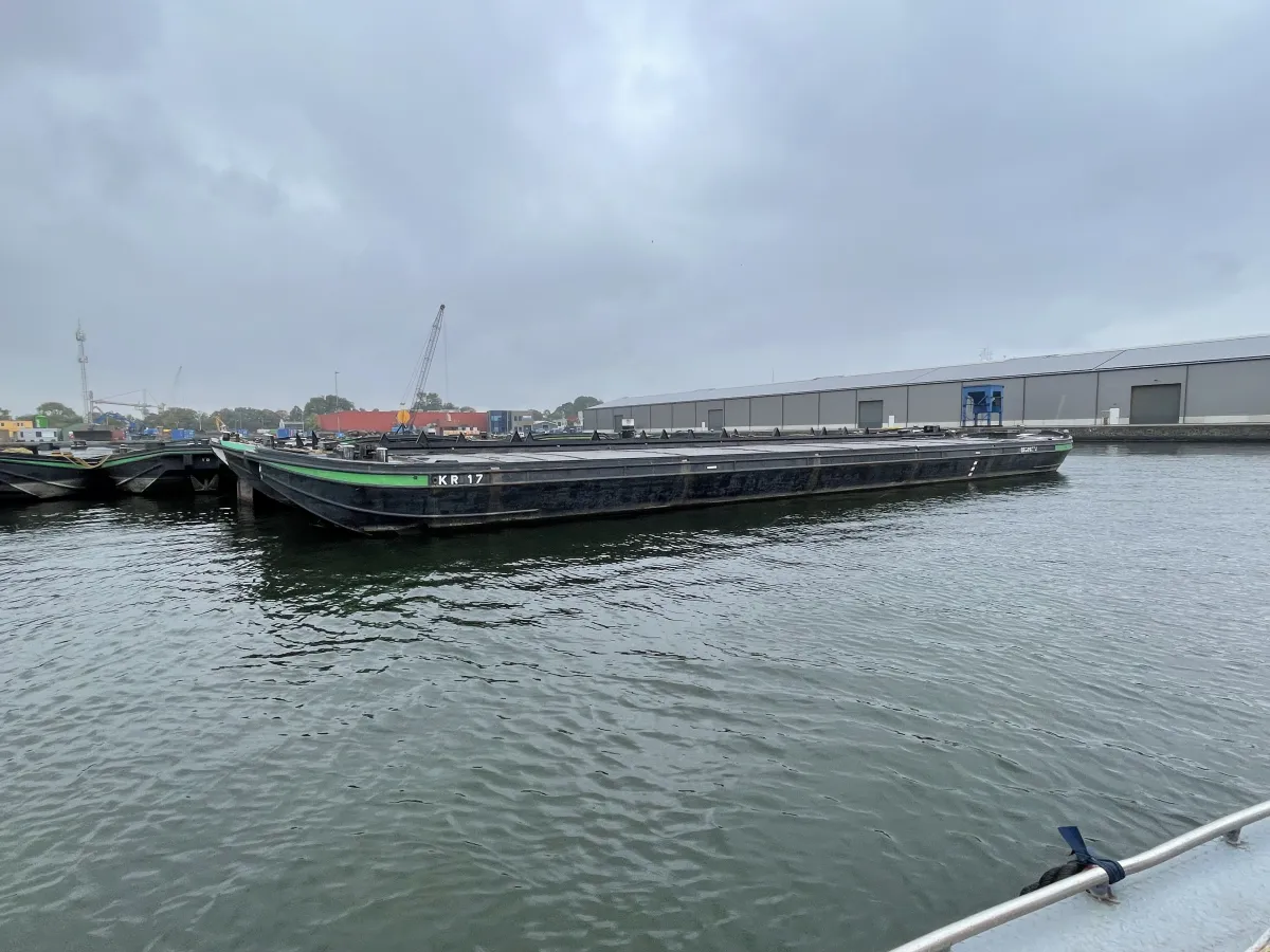 Staal Werkboot Dekschuit KR17