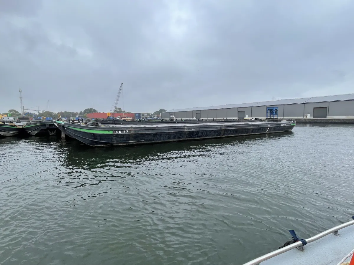 Staal Werkboot Dekschuit KR17