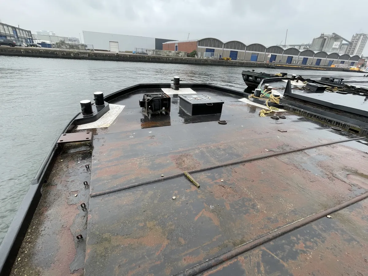 Staal Werkboot Dekschuit KR17