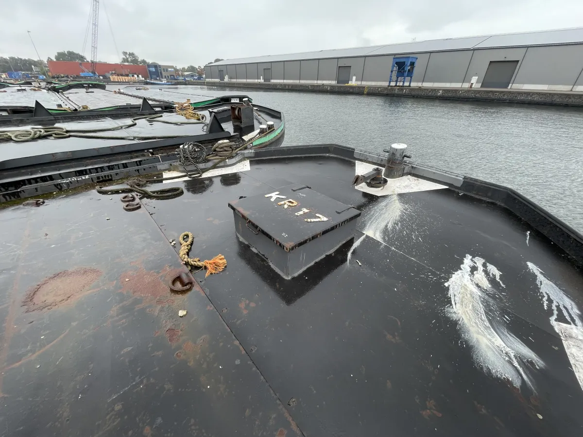 Staal Werkboot Dekschuit KR17