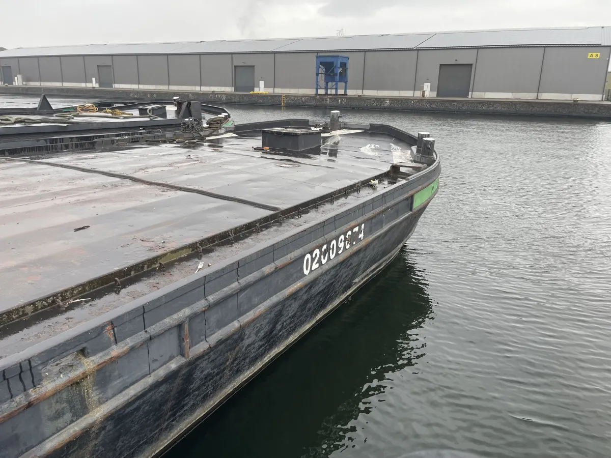 Staal Werkboot Dekschuit KR17