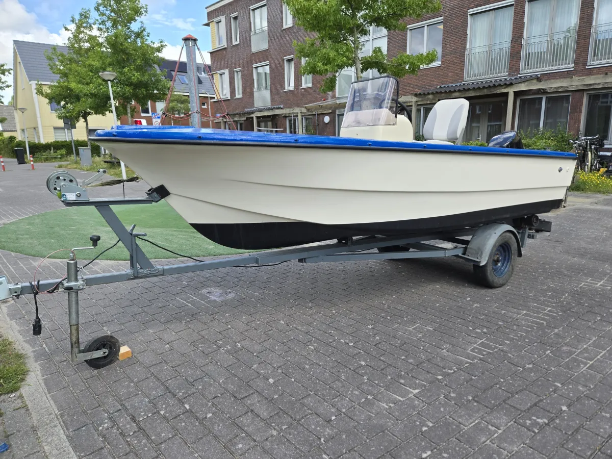 Polyester Console boat Allmarine 430