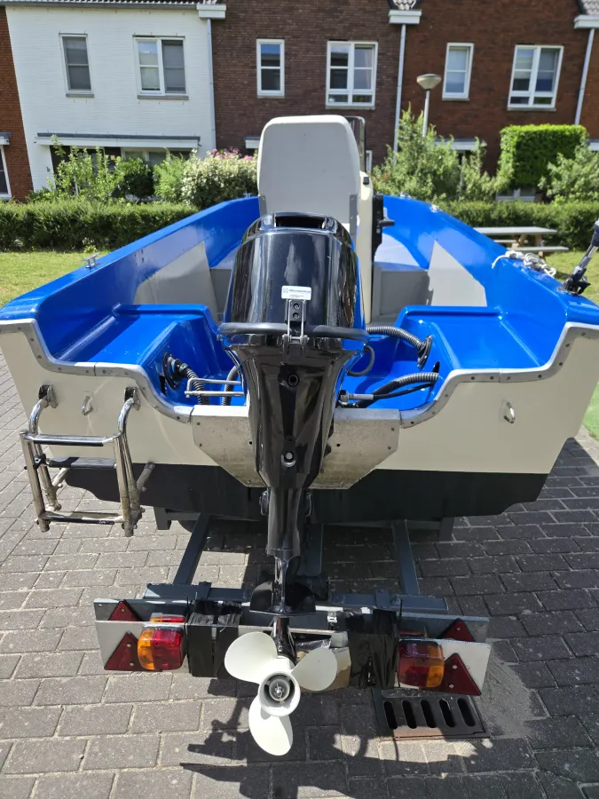Polyester Console boat Allmarine 430