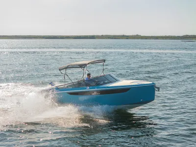Polyester Motorboat Cranchi E26 Classic Photo 100