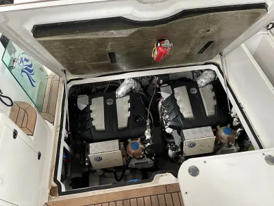 Polyester Motorboot Fairline Targa 29 Foto 9