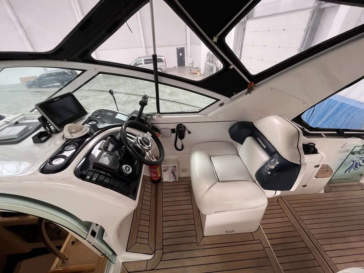 Polyester Motorboot Fairline Targa 29