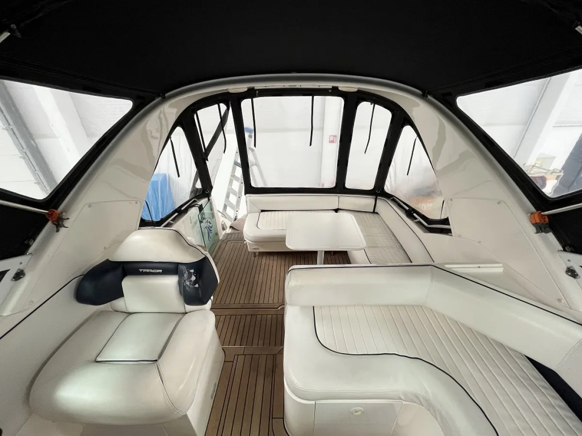 Polyester Motorboot Fairline Targa 29