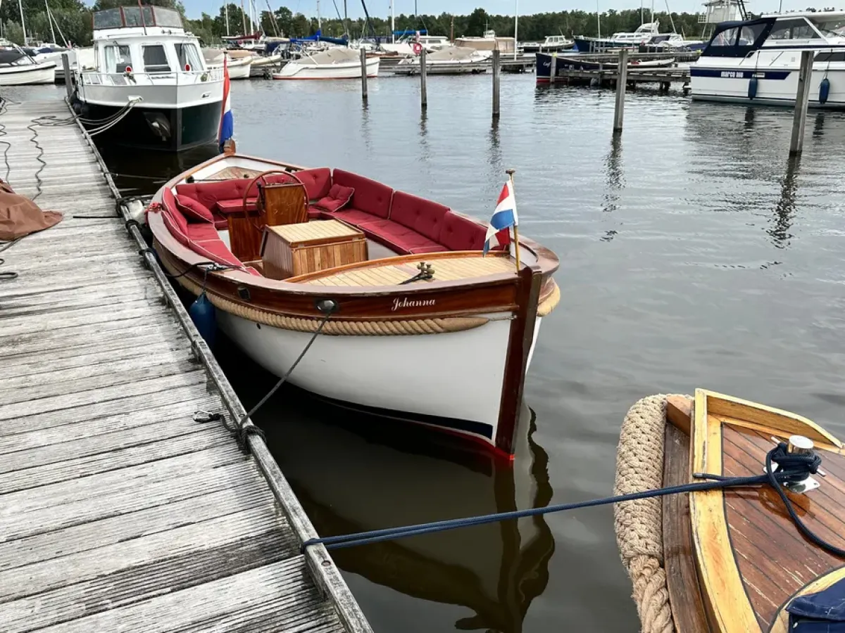 Polyester Sloop VOC Sloep 700