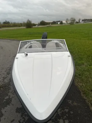 Polyester Schnellboot Schnellboot 435 Foto 1