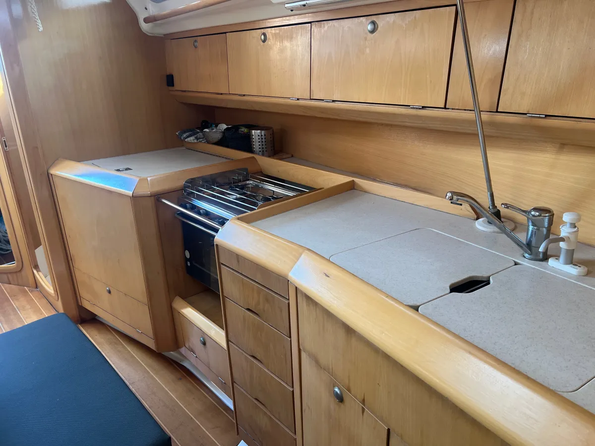 Polyester Sailboat Etap 39s