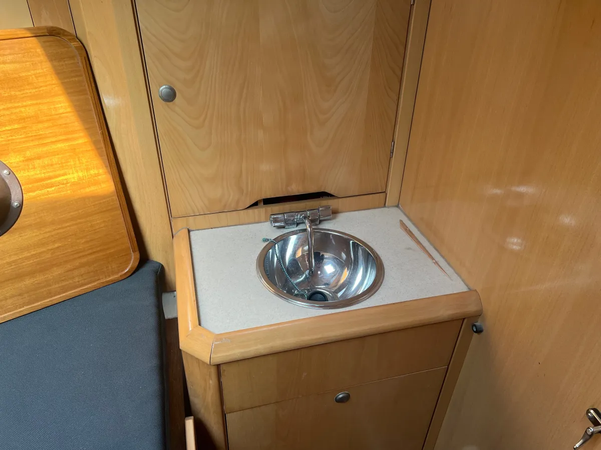 Polyester Sailboat Etap 39s