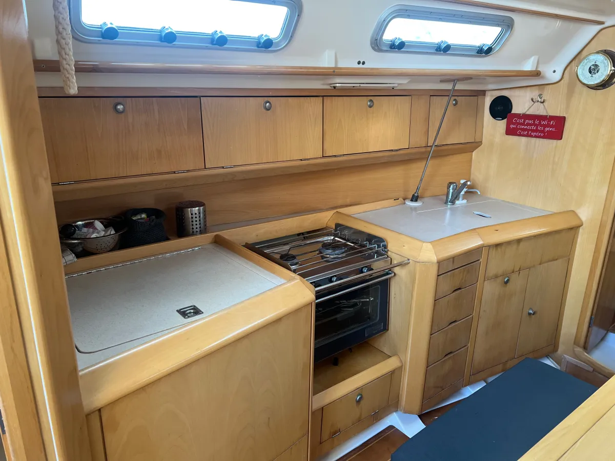 Polyester Sailboat Etap 39s