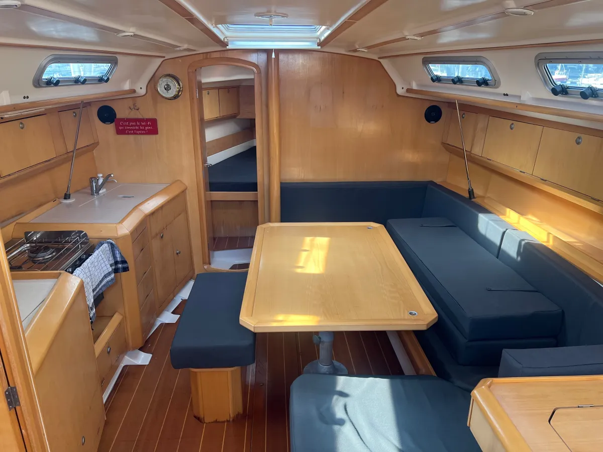 Polyester Sailboat Etap 39s