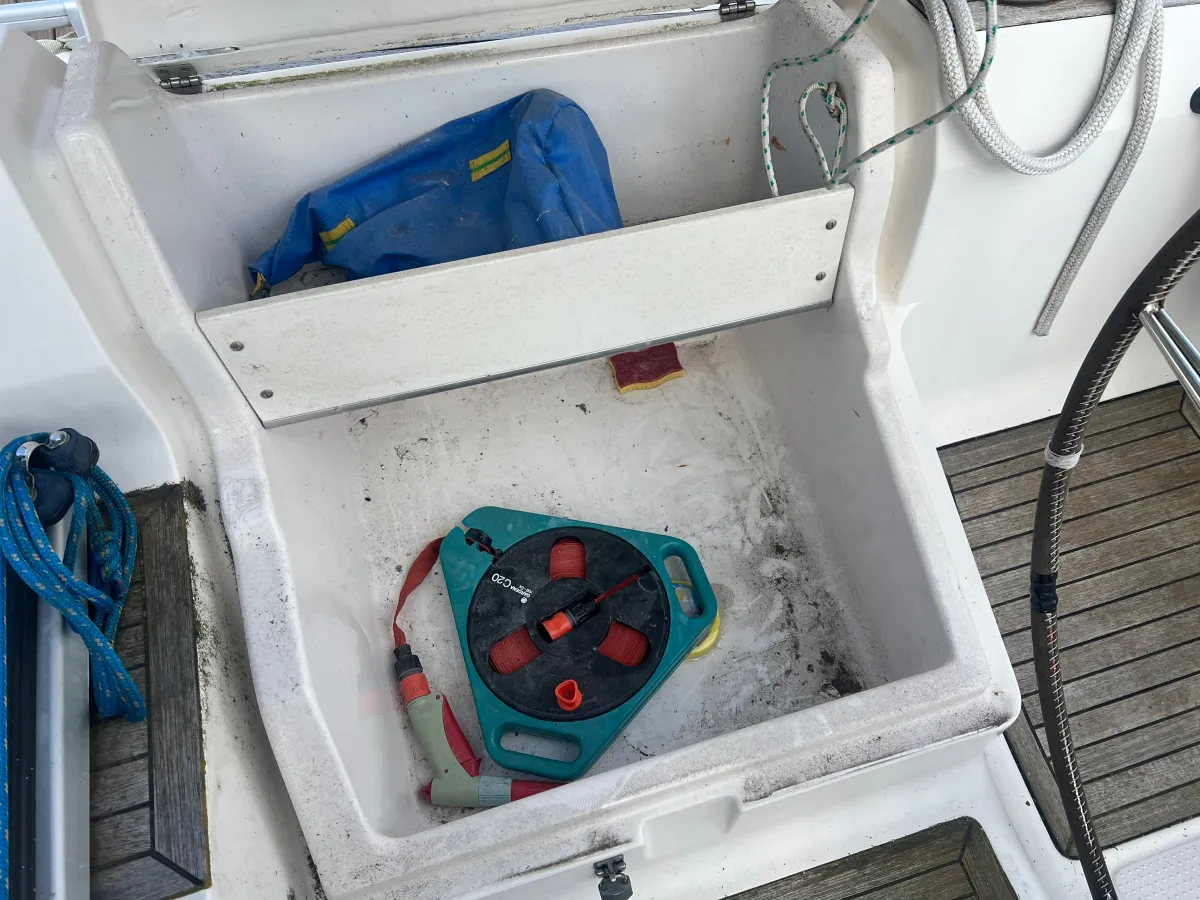 Polyester Sailboat Etap 39s
