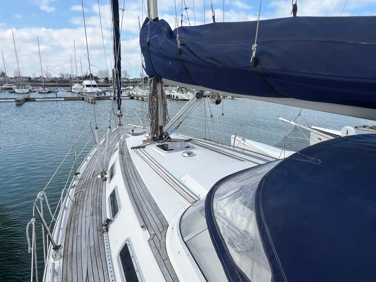 Polyester Sailboat Etap 39s