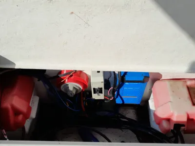 Polyester Console boat Technomariner Stealth Mythos Photo 25
