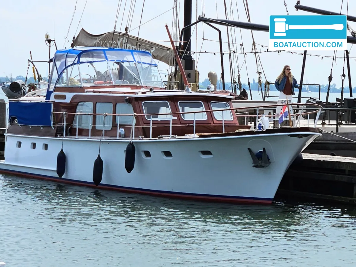 Thumbnail - Super van Craft 1260