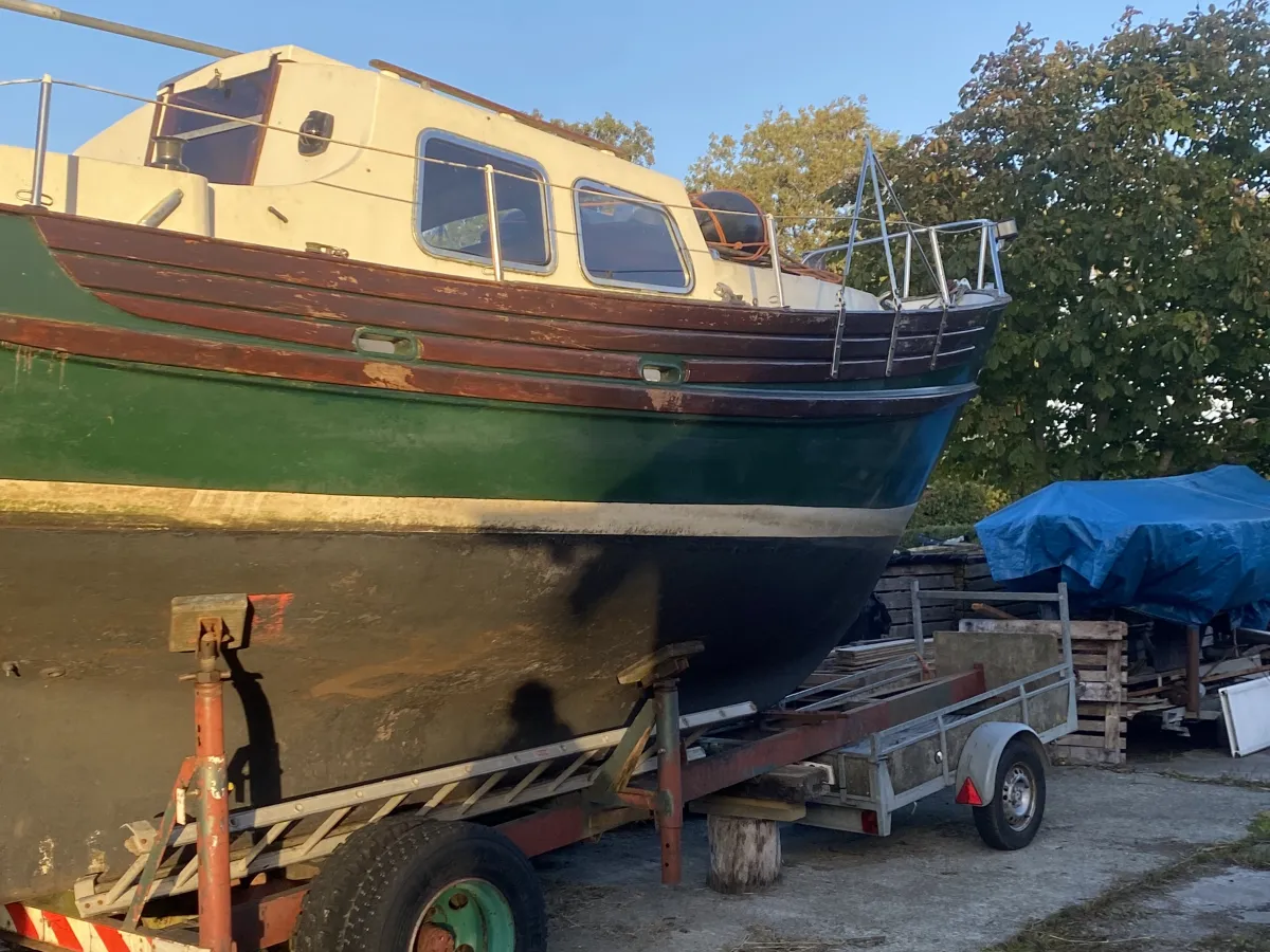 Polyester Sailboat Fisher Freeward 25