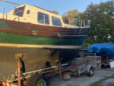 Polyester Sailboat Fisher Freeward 25 Photo 1