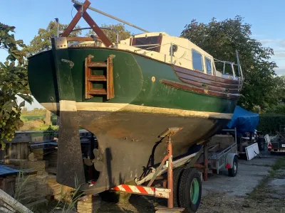 Polyester Sailboat Fisher Freeward 25 Photo 3