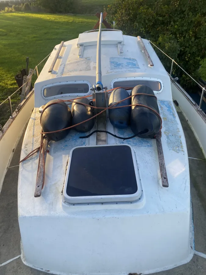 Polyester Sailboat Fisher Freeward 25