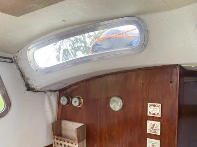 Polyester Sailboat Fisher Freeward 25 Photo 18