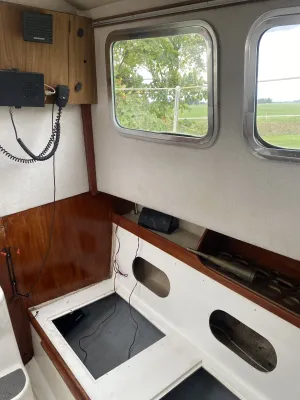 Polyester Sailboat Fisher Freeward 25 Photo 23