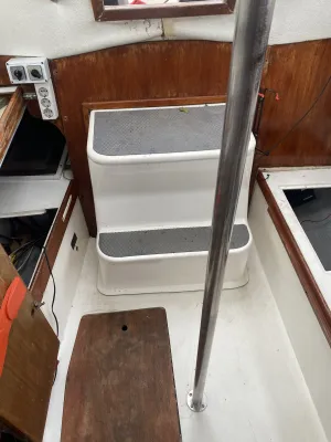 Polyester Sailboat Fisher Freeward 25 Photo 25