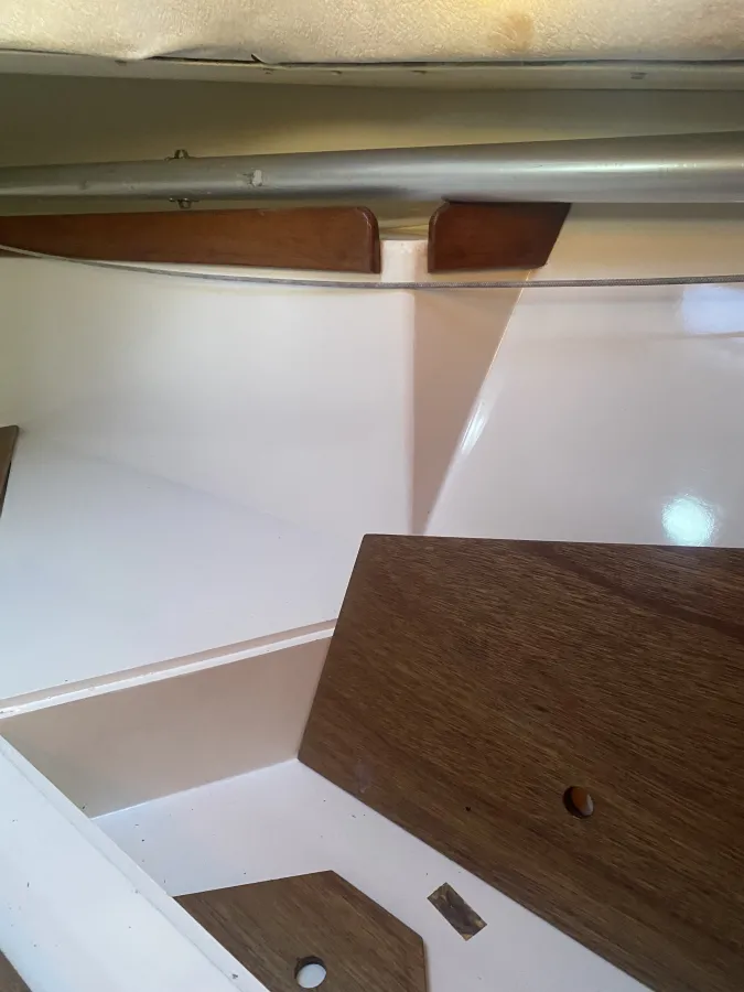 Polyester Sailboat Fisher Freeward 25