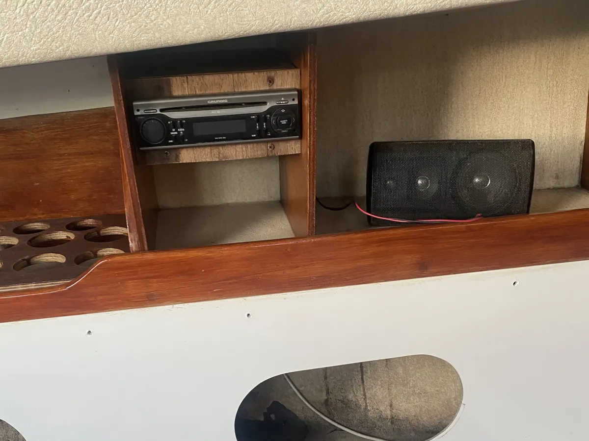 Polyester Sailboat Fisher Freeward 25