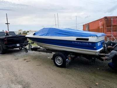 Polyester Speedboot Bayliner 1851 Capri sport Foto 1