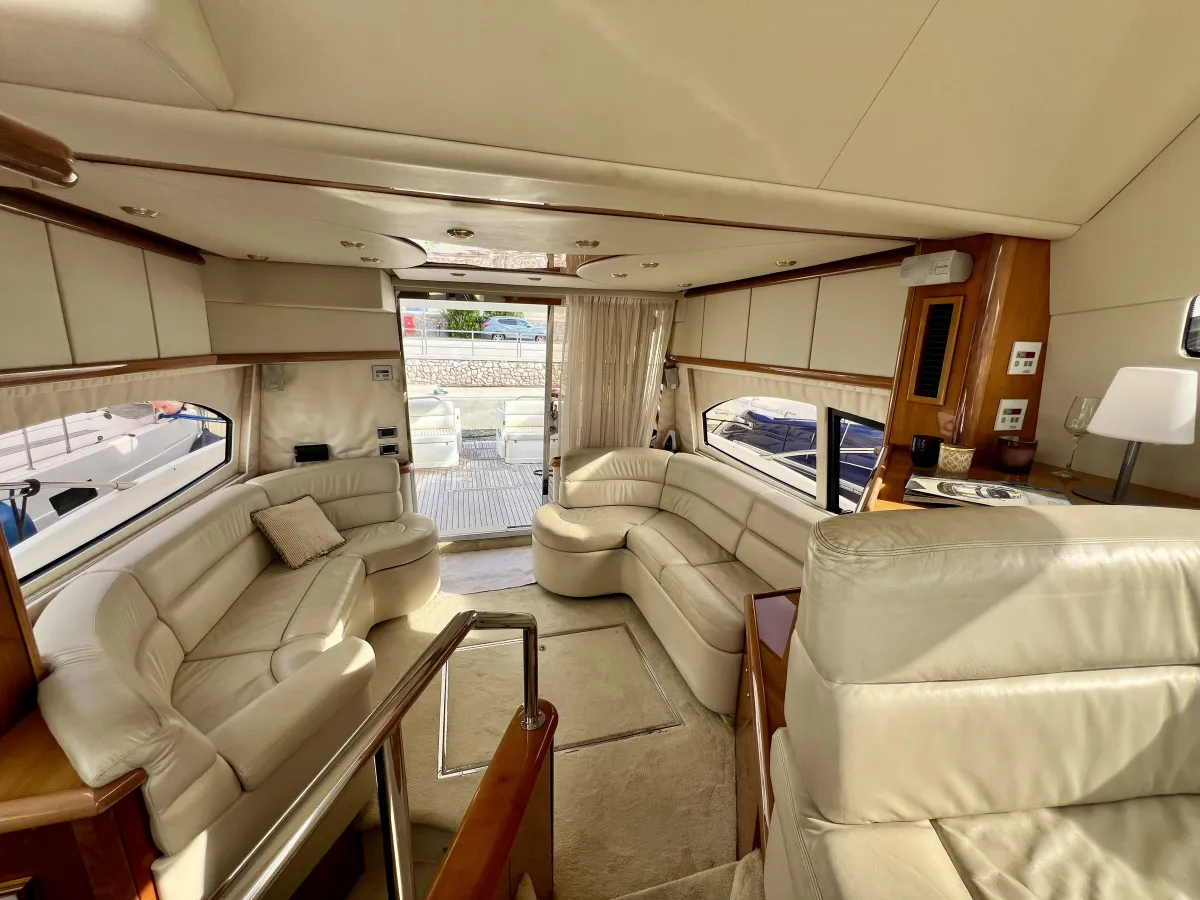Verbundwerkstoff Motorboot Sunseeker Manhattan 56